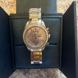 Rose gold fossil watch